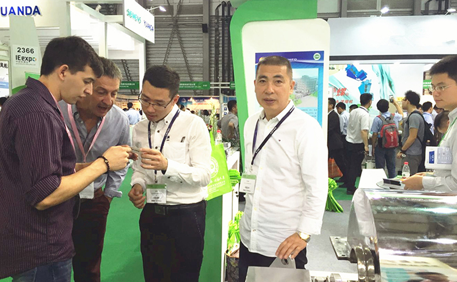 我公司参加上海环保展(图1) 我公司参加上海环保展(图1)